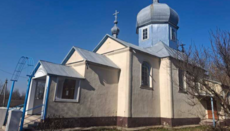 Kleriku i UKO-së kap kishën e KOUK-së në Dashkivtsi të Ukrainës