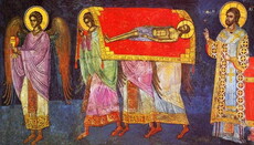 Liturgjia Hyjnore: Flijimi i Krishtit dhe zhvillimi i saj historik