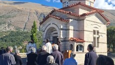 Mitropoliti i Gjirokastrës dorëzon gradën e Anagnostit në Skore