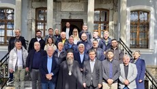 Zëvendësministri grek Gkioulekas vizitoi Mitropolinë e Korçës