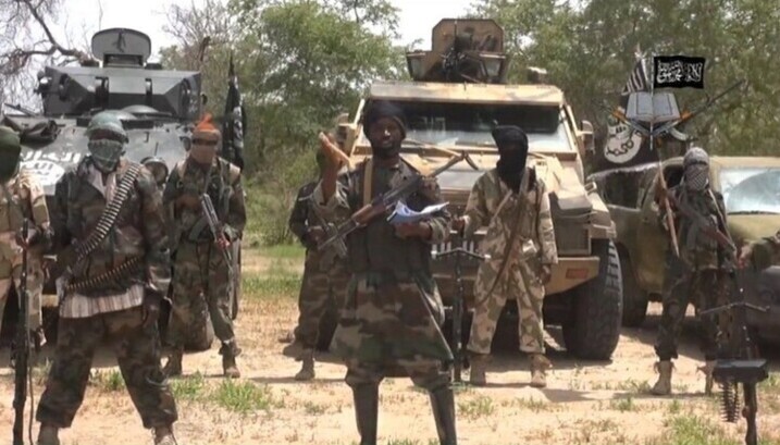 Në Nigeri islamistët sulmuan tri fshatra të krishtera, dogjën kishën