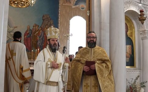 Kryepiskopi Joan me Atë Johan Koroveshin. Foto Radio Ngjallja