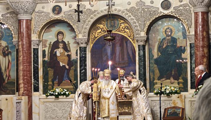 Patriarku bullgar dhe ai i Kostandinopojës ndoqën Liturgjinë në Sofje