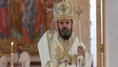 Kryepiskopi në Tiranë: Çfarë mbjellin prindërit në zemrat e fëmijëve