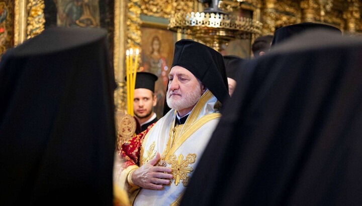 Patriarku Bartolomeupret Kryepeshkopin Elpidhoforos në Fanar