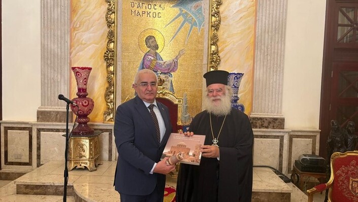 Patriarku Theodori II priti ambasadorin e Azerbajxhanit në Aleksandri