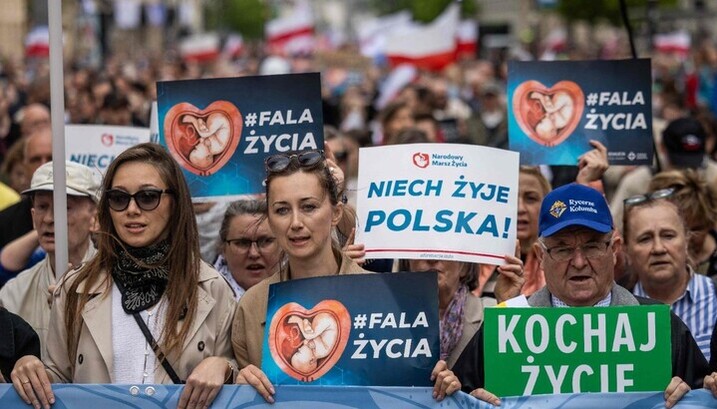 Protesta në 28 qytete polake për liberalizimin e ligjit për abortin