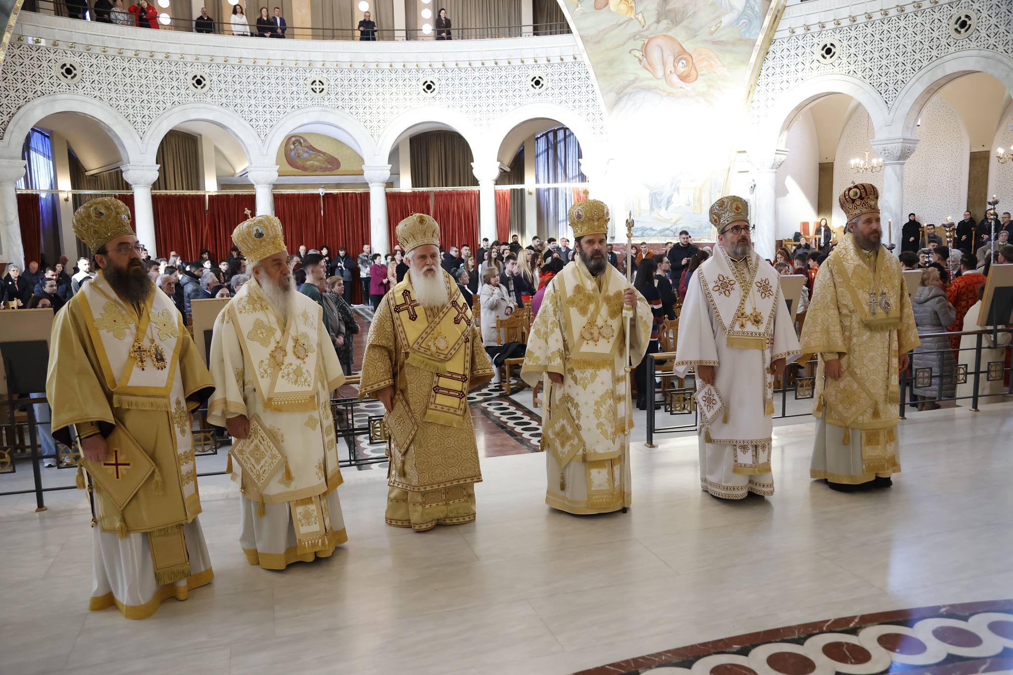 12569999.jpg (748 KB)