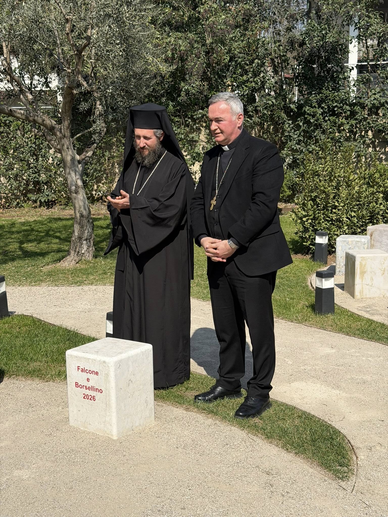 651126570_1245547447666605_3905910242812993416_n.jpg (720 KB)