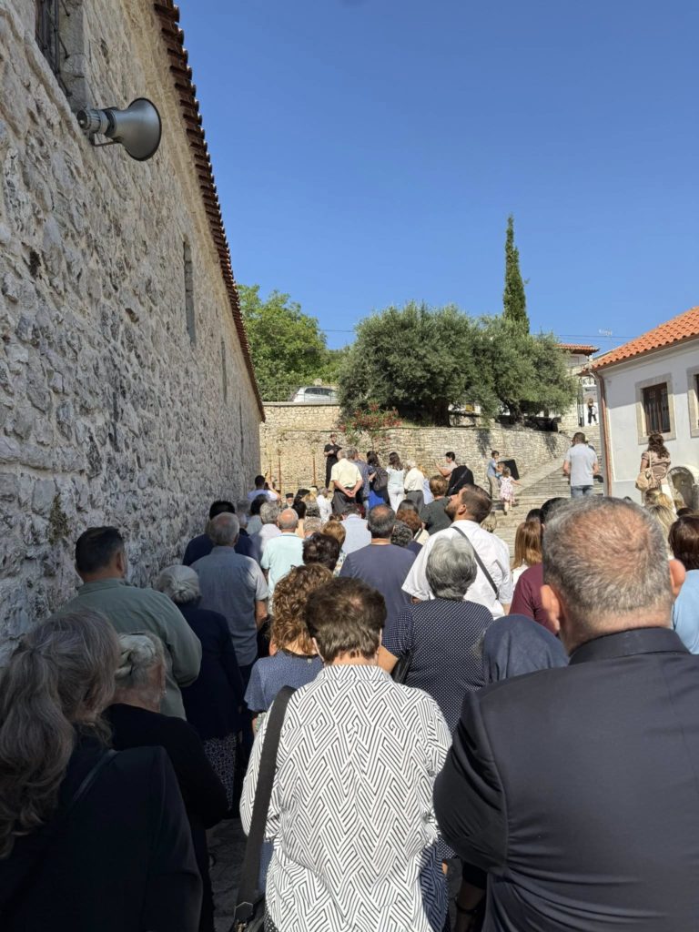 Mitropoliti i Gjirokastrës Nathanaili inaguron kishën e të Gjithë Shenjtorëve  në Himarë - photo 5