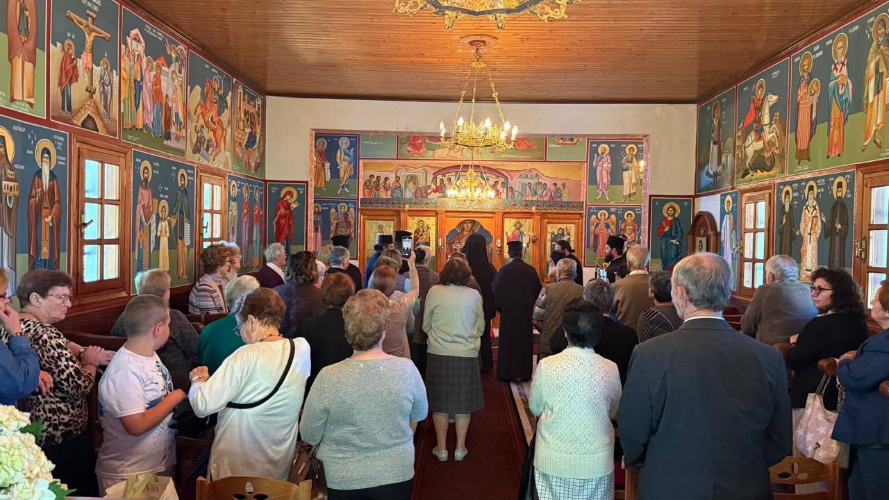 Liturgji Hyjnore në Malavec bashkoi klerikë nga Korça dhe Siatista - photo 2
