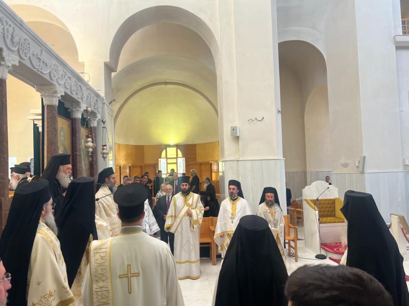 Kryepeshkopi Jeronim kremton emrin në Manastirin e Milesias - photo 5