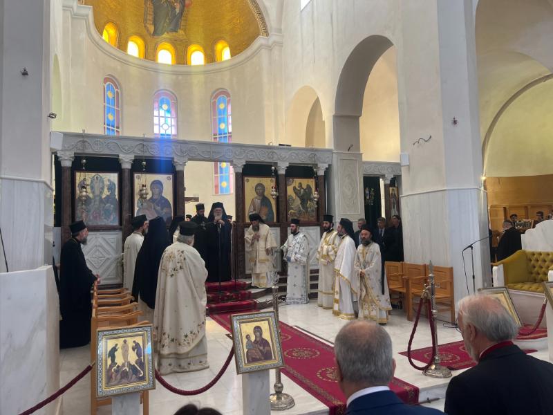 Kryepeshkopi Jeronim kremton emrin në Manastirin e Milesias - photo 7