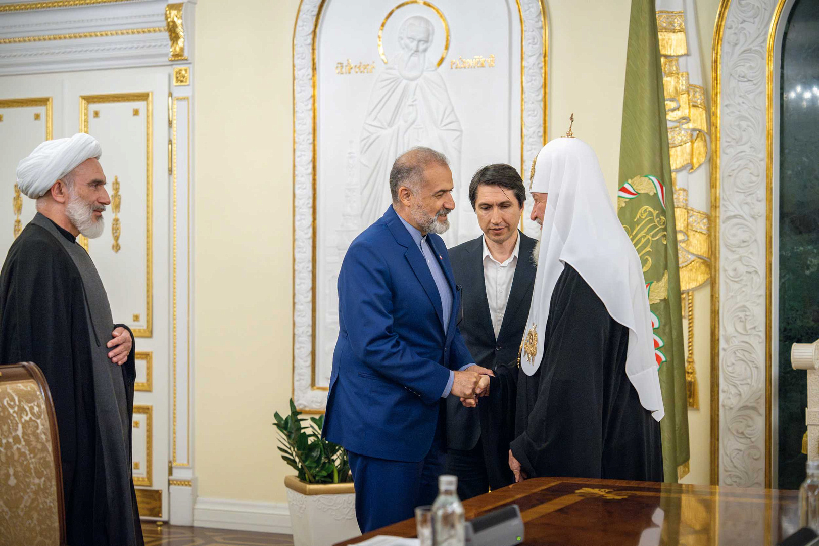 Ambasadori i Iranit takon Patriarkun Kirill, dorëzon mesazh mirënjohjeje - photo 1