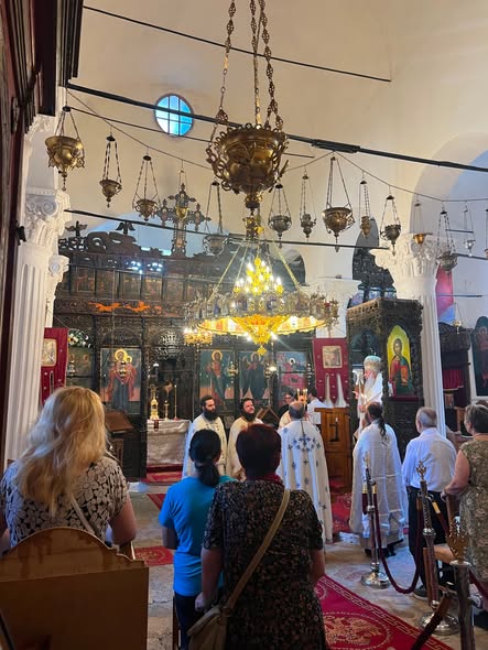 Mitropoliti Nathanail kremtoi Liturgjinë e Shpërfytyrimit në Gjirokastër - photo 3