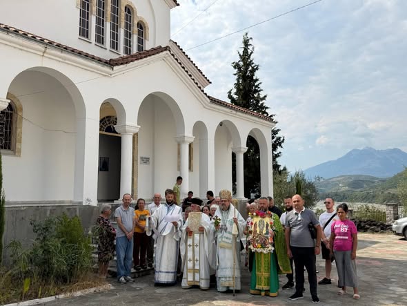 Metropoliti Andon drejtoi Liturgjinë e Metamorfozës së Krishtit - photo 2