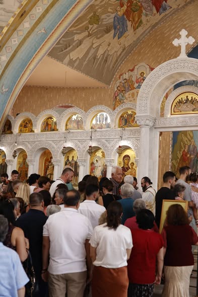 Kisha e Shqipërisë kremton Fjetjen e Hyjlindëses Mari - photo 1