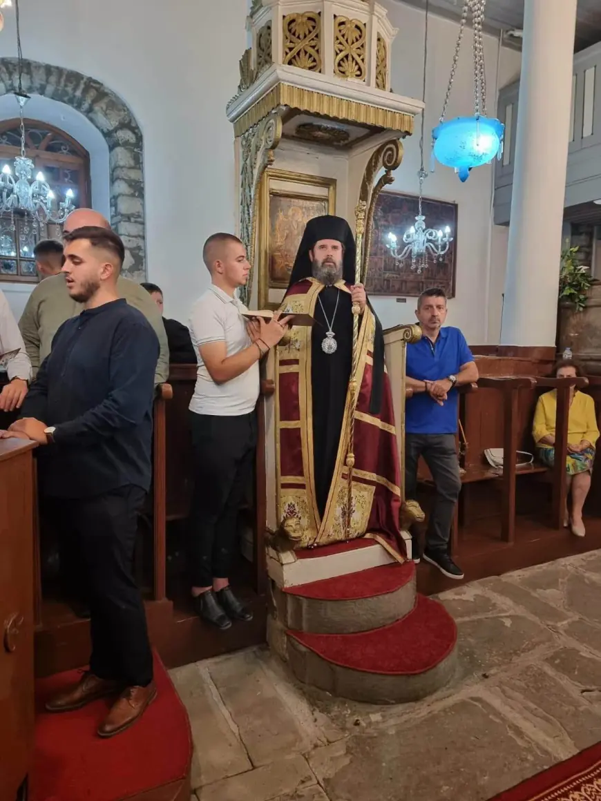 Kryepiskopi Joan kremtoi Mbrëmësoren e Fjetjes së Hyjlindëses në Imbros - photo 5