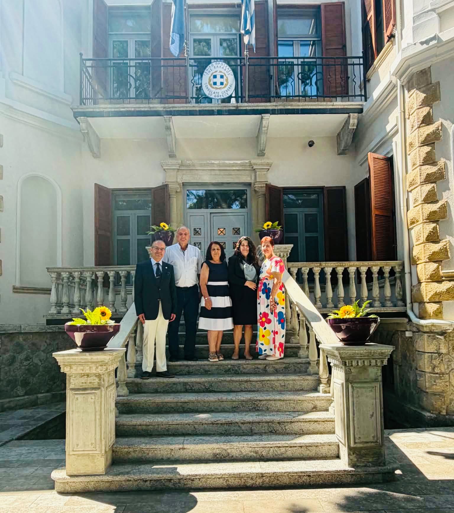 Ambasadorja greke takohet me Mitropolitin e Korçës, Anastasin - photo 3