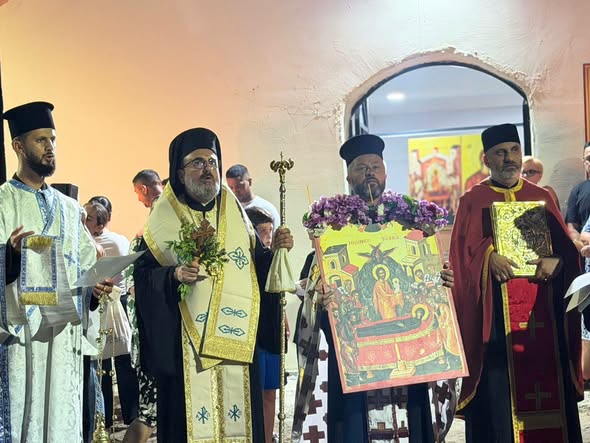Kremtohet Fjetja e Hyjlindëses në kishën e fshatit Shtërrmen, Cërrik - photo 1