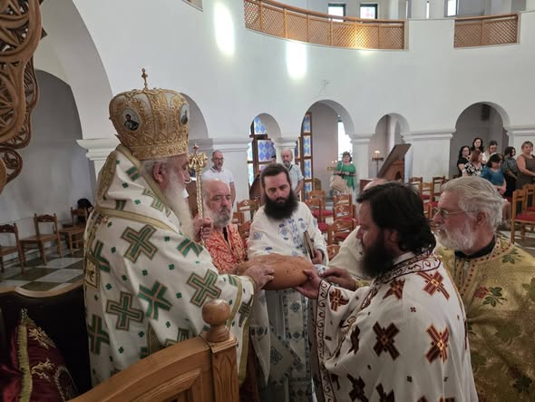 Mitropoliti Nathanail kremton Fillimin e Indiktit në Gjirokastër - photo 4