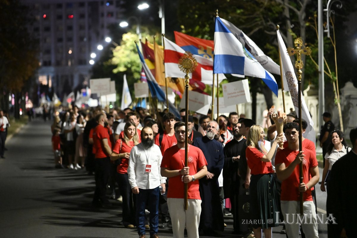 Patriarku Daniel bekon të rinjtë e ITO 2026 në Bukuresht - photo 17