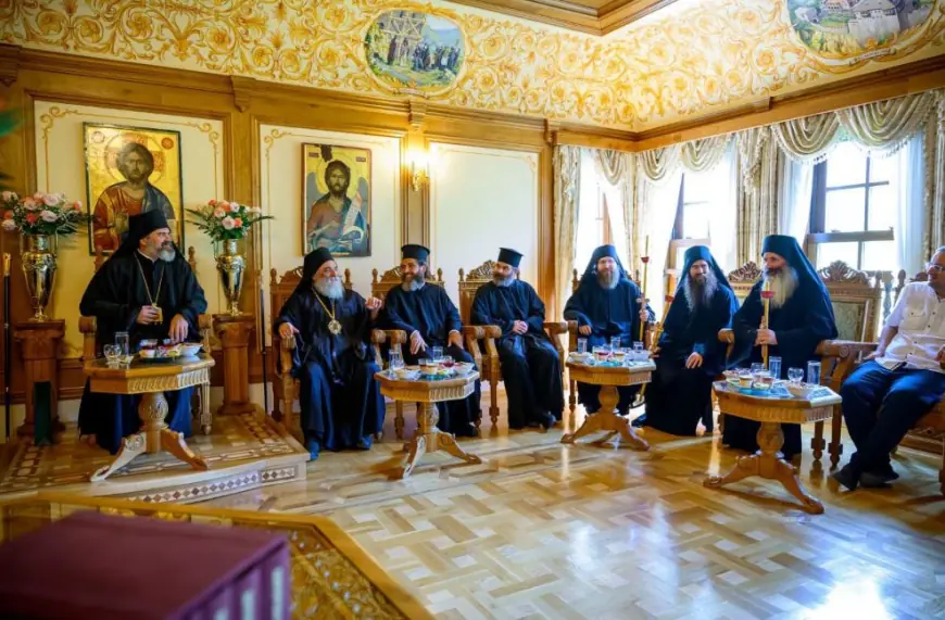 Kori bizantin shqiptar “Shën Joan Kukuzeli” psalmodon në panairin e Bigorskit - photo 1