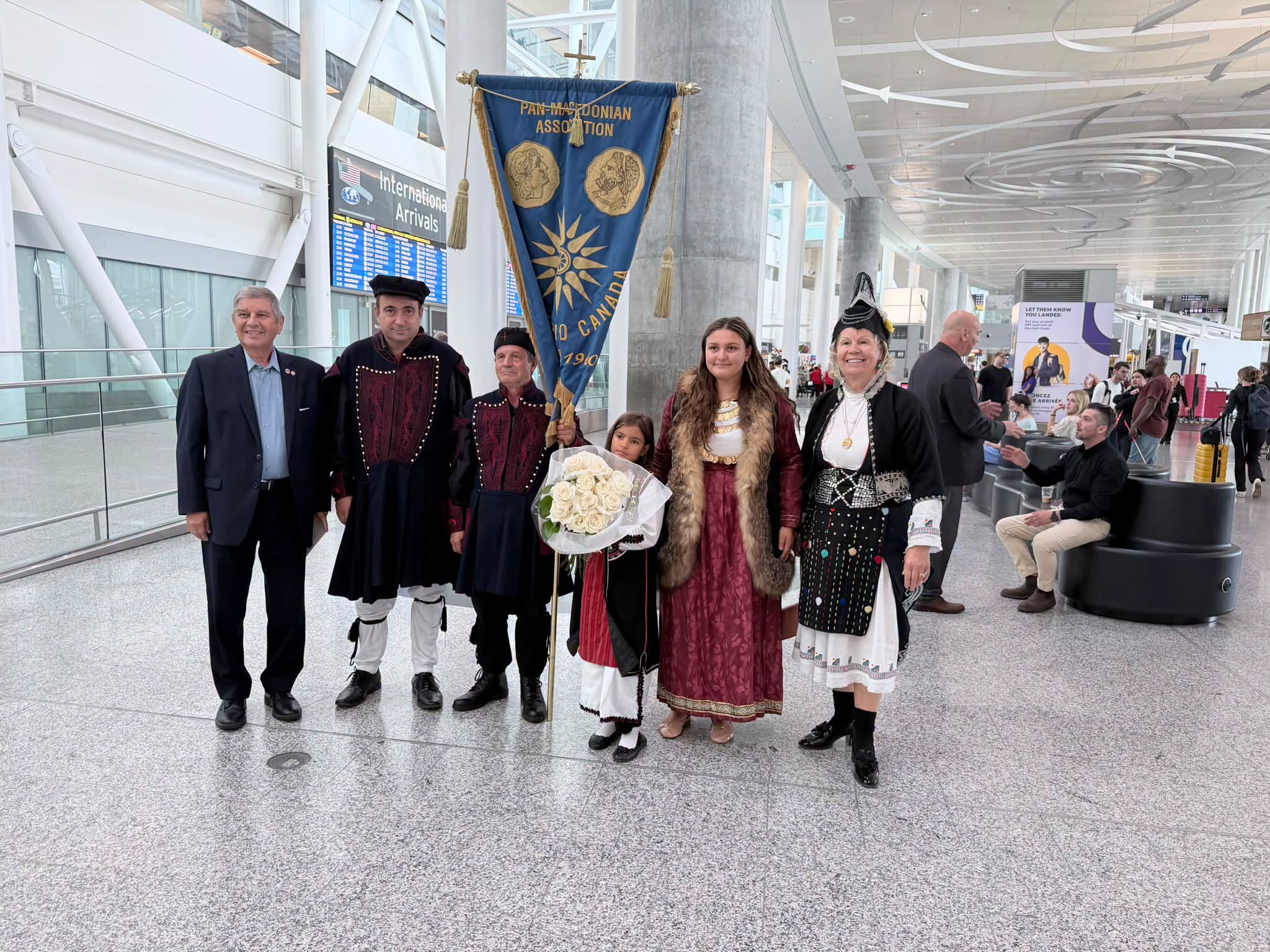 Kryepiskopi i ri i Kanadasë, Apostoli, mbërriti në Toronto - photo 15