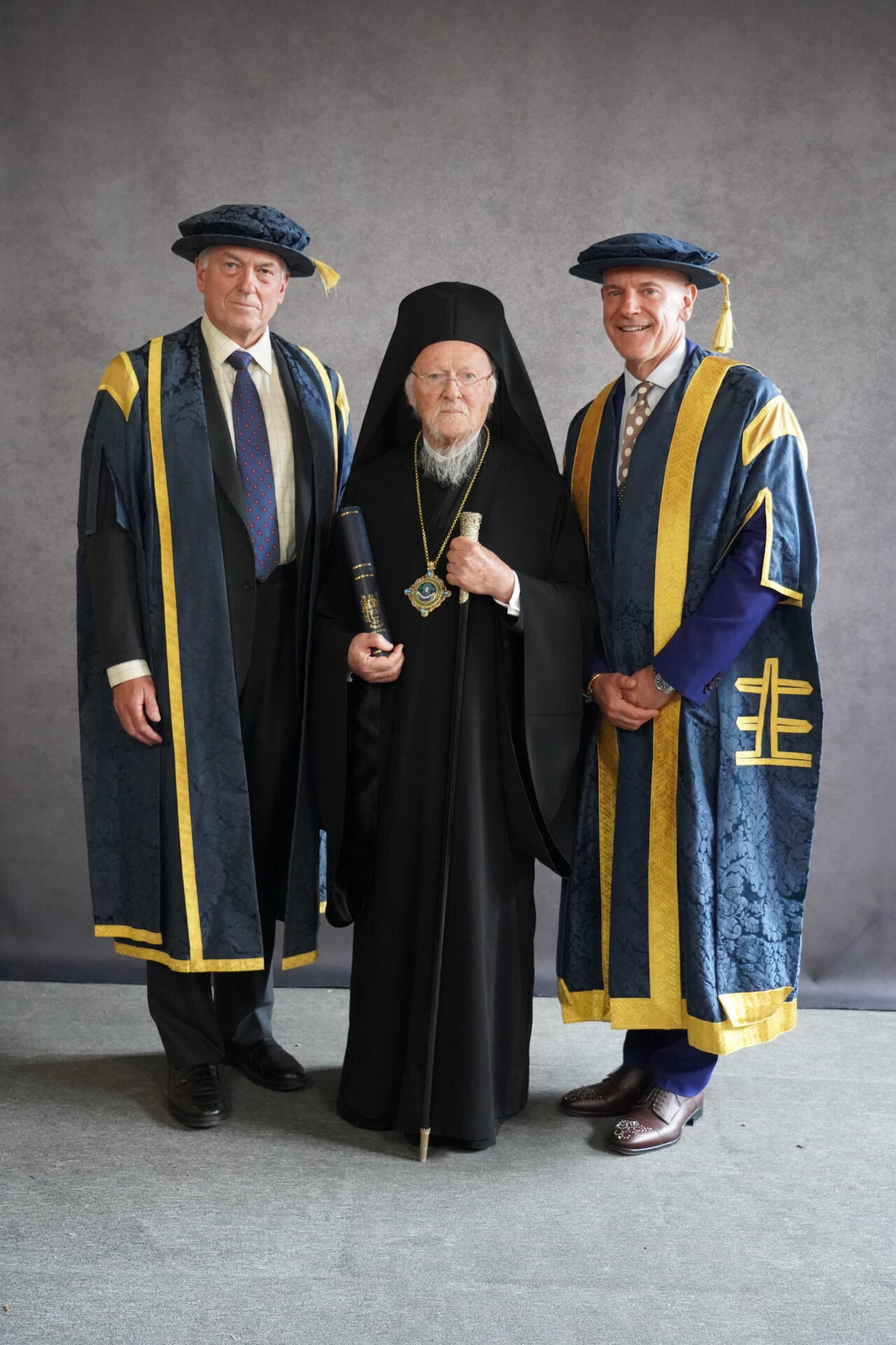 Patriarku Ekumenik Vartholomeu nderohet doktor honoris causa në Chichester - photo 10