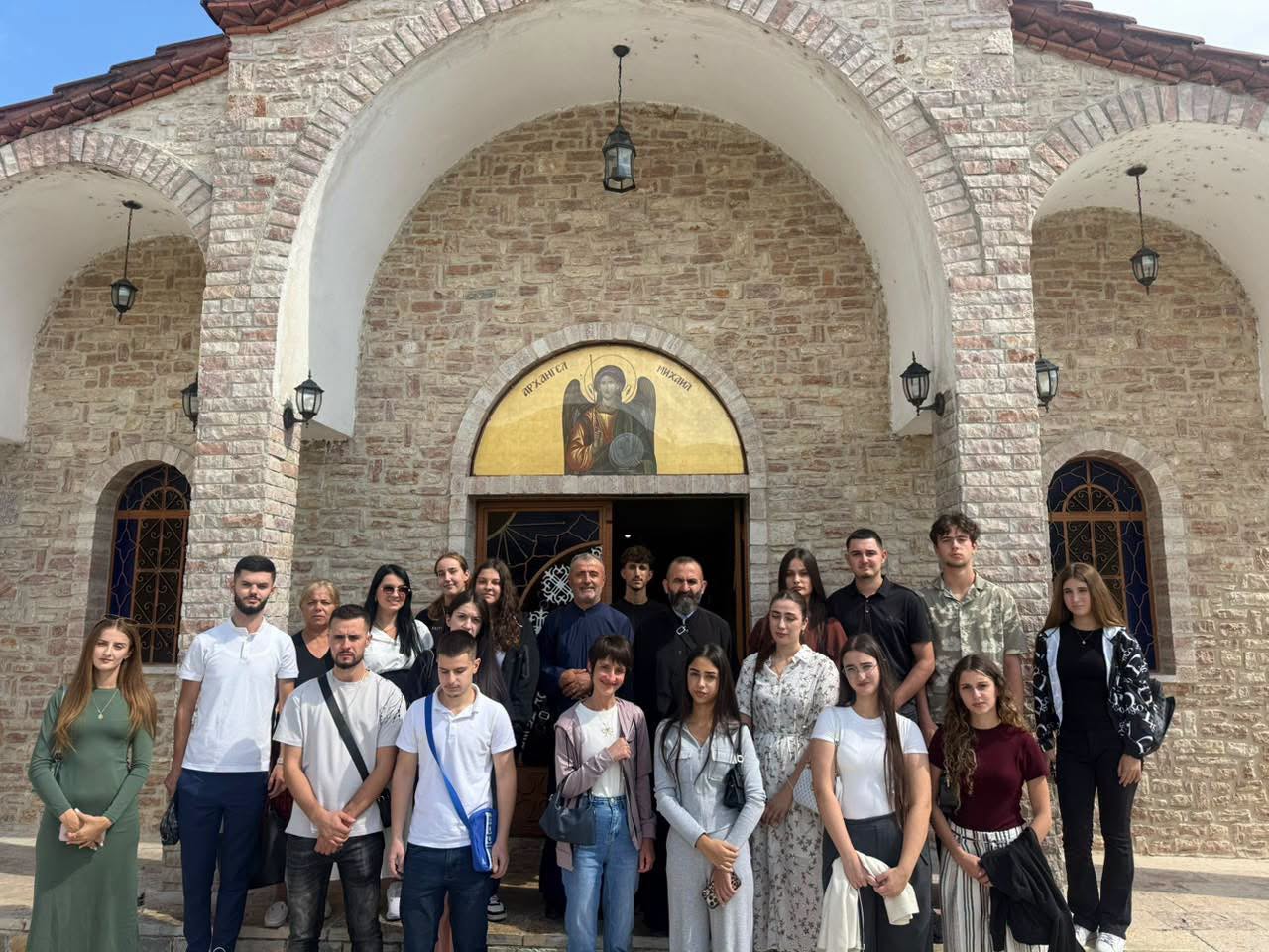 Rinia Ortodhokse e Fierit vizitoi kishat e Korçës dhe Prespës - photo 1