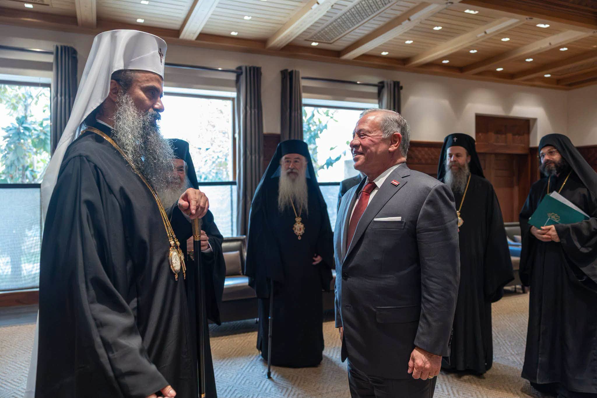 Mbreti Abdulla II pret Patriarkun e Bullgarisë Daniel në Jordani - foto 1