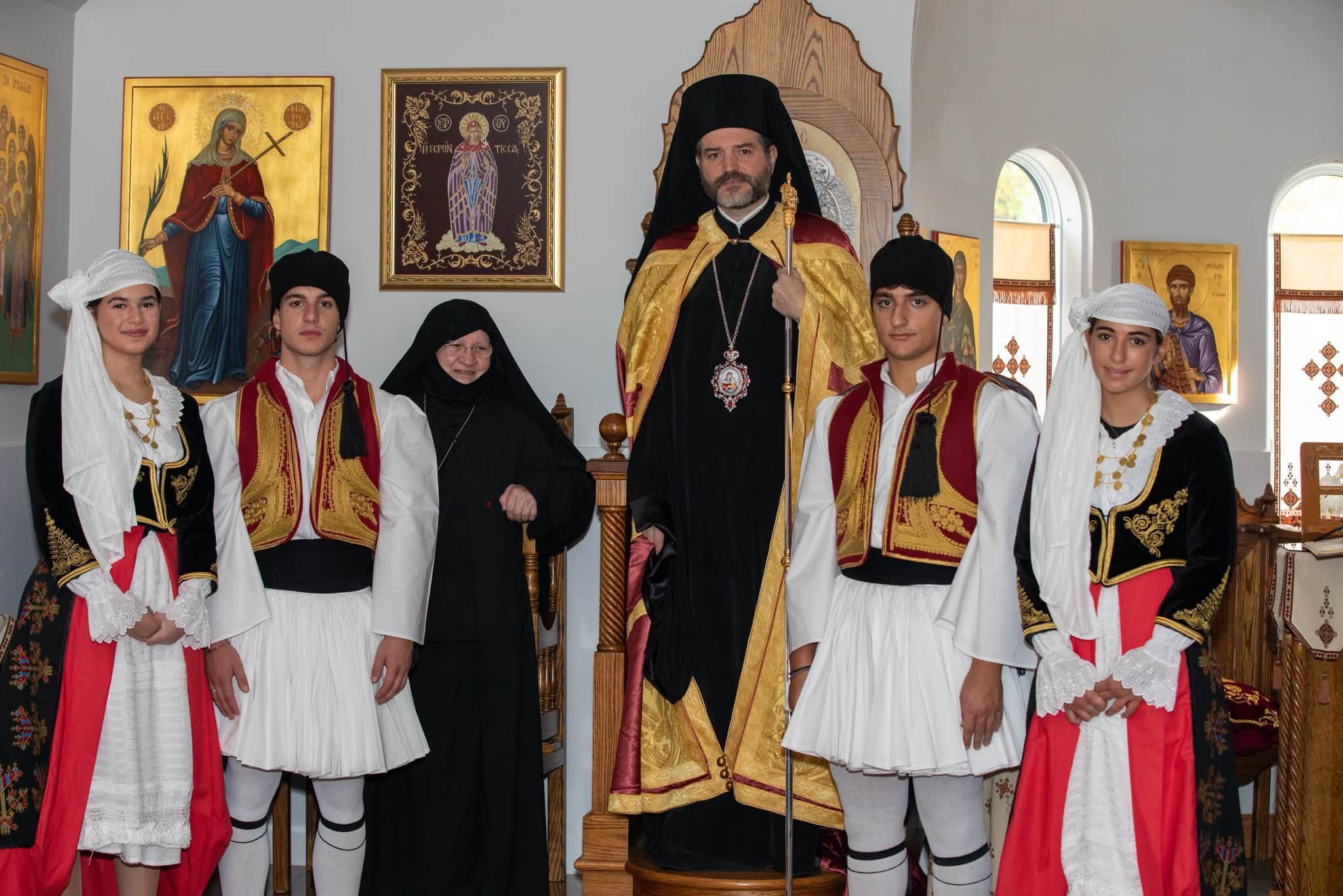Kryepeshkopi Apostolos vizitoi manastirin e Shën Kozma Etolosit në Bolton - foto 7
