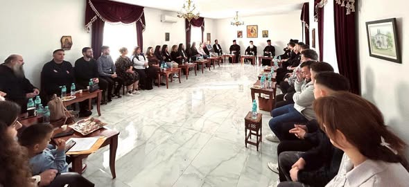 Mitropoliti Nikolla takoi stafet e kampeve të Kishës në Elbasan - foto 1