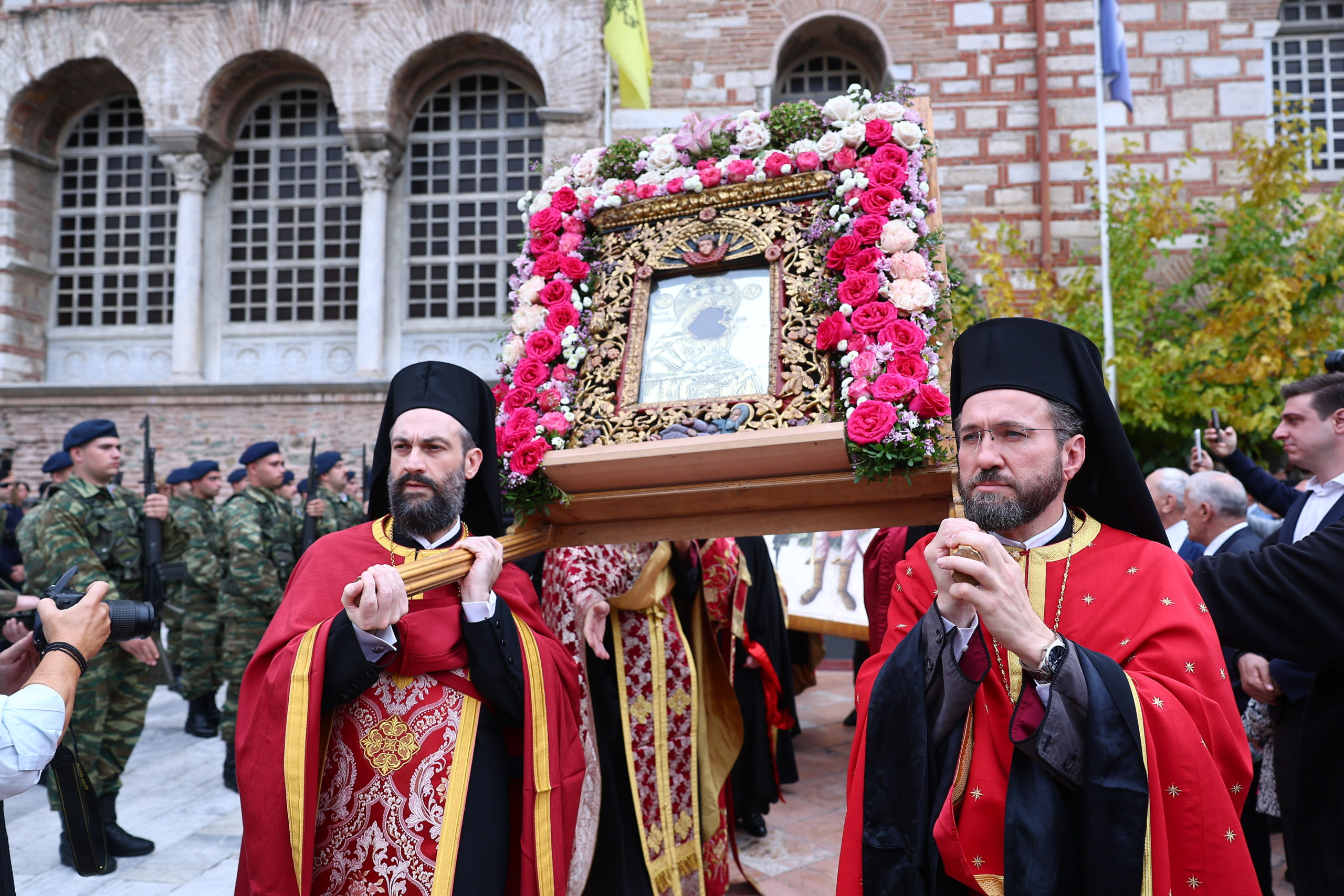 Litani e lipsaneve të Shën Dhimitrit u mbajt në Selanik - foto 8