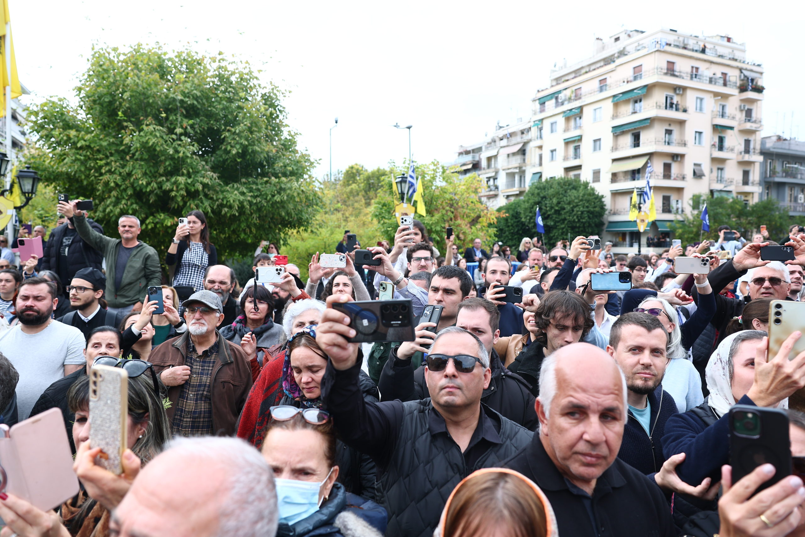 Litani e lipsaneve të Shën Dhimitrit u mbajt në Selanik - foto 11