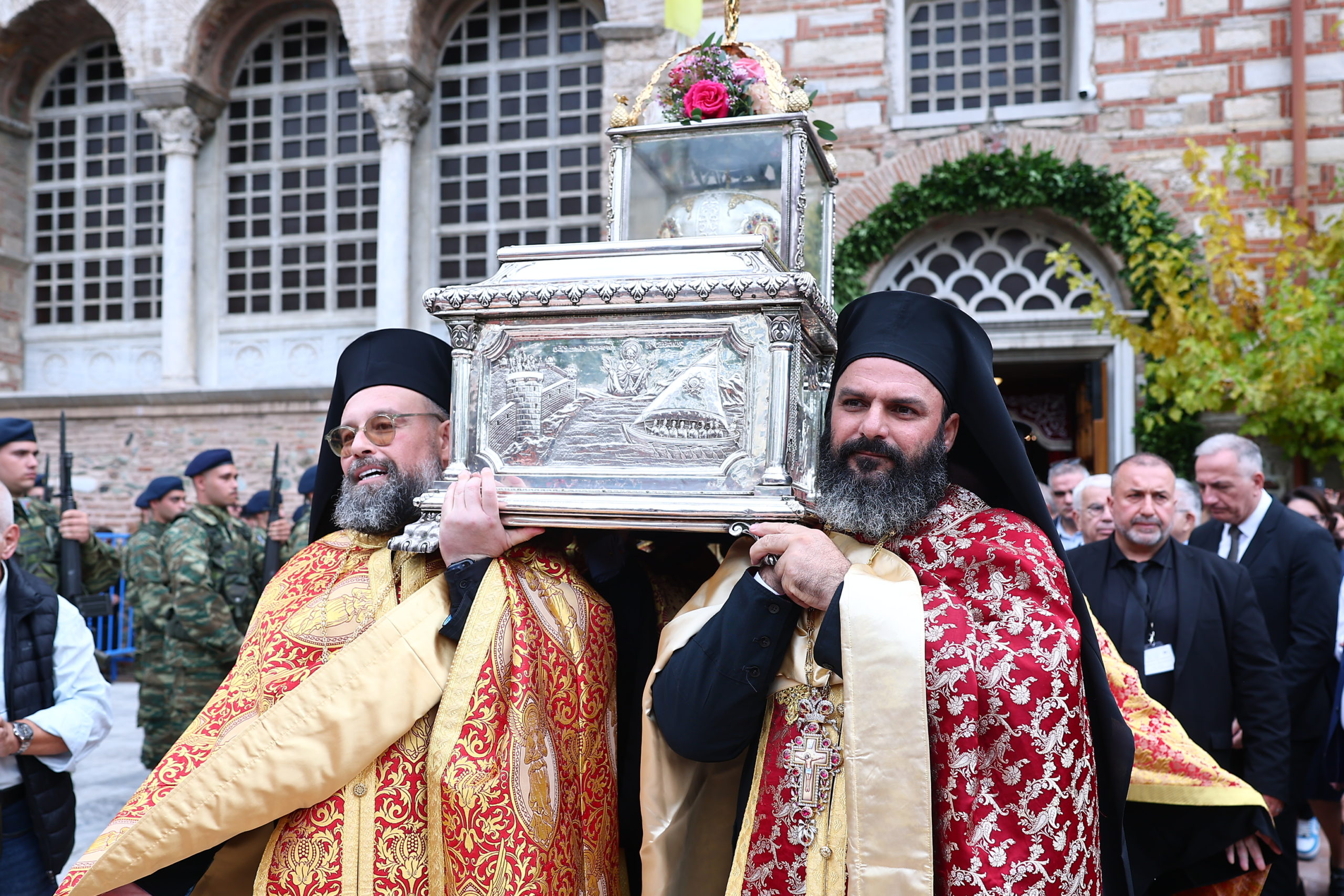 Litani e lipsaneve të Shën Dhimitrit u mbajt në Selanik - foto 13