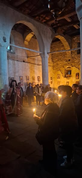 Mbrëmësorja e Shën Dhimitrit u kremtua në kishën e Drobonikut në Berat - foto 1
