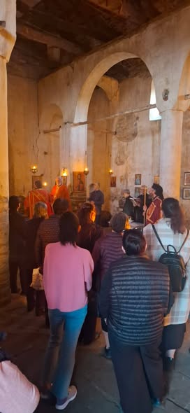 Mbrëmësorja e Shën Dhimitrit u kremtua në kishën e Drobonikut në Berat - foto 3